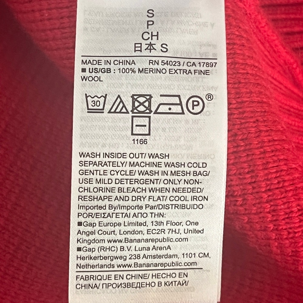 Banana Republic Extra Fine Merino Wool Cropped Crewneck Sweater Red NWOT Small - Picture 7 of 8